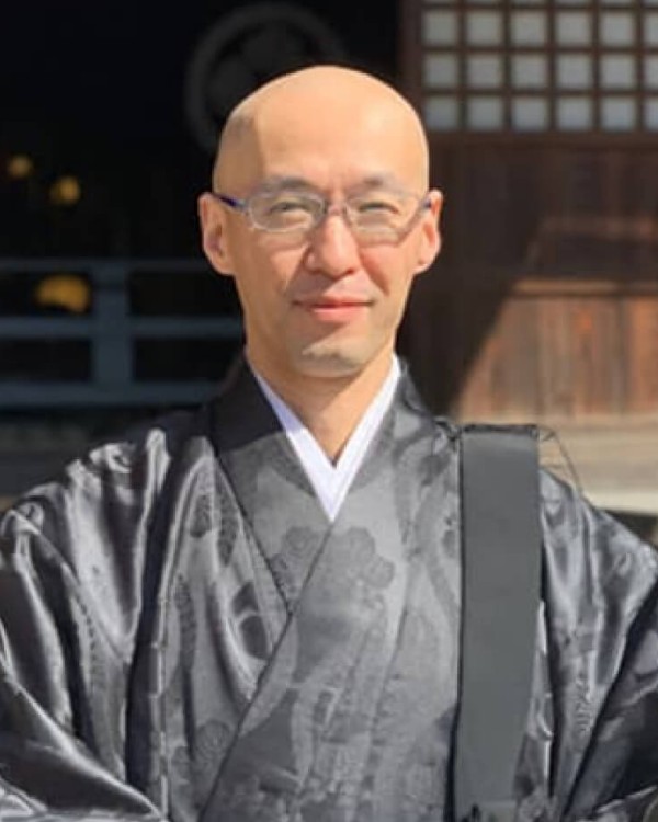 山本 海史